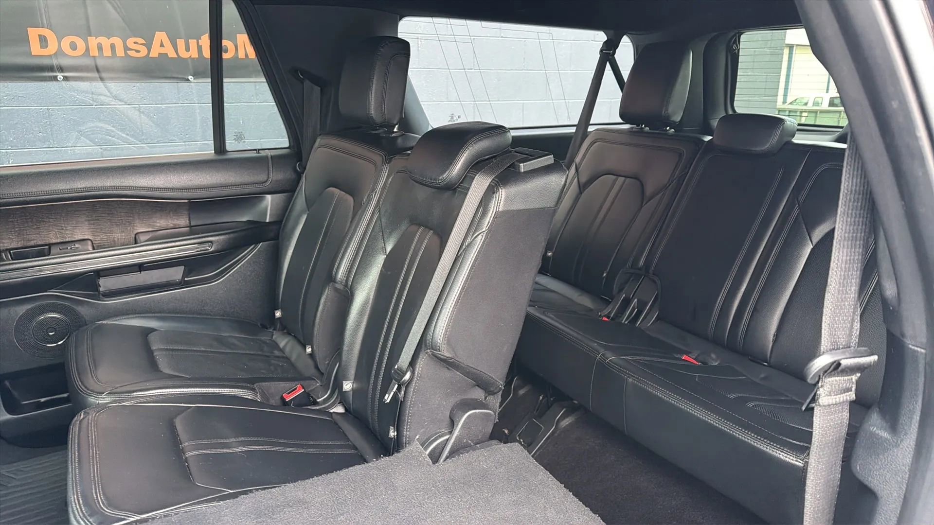 Used 2021 Ford Expedition Max Limited image 18