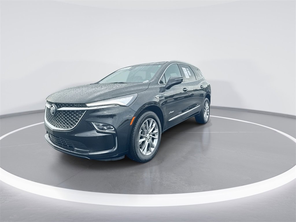 Used 2022 Buick Enclave Avenir w/ Avenir Technology Package image 4