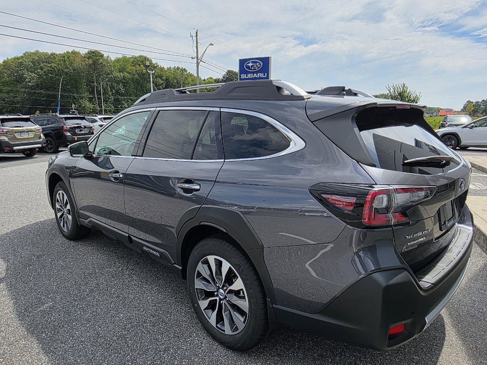 New 2025 Subaru Outback Touring image 7