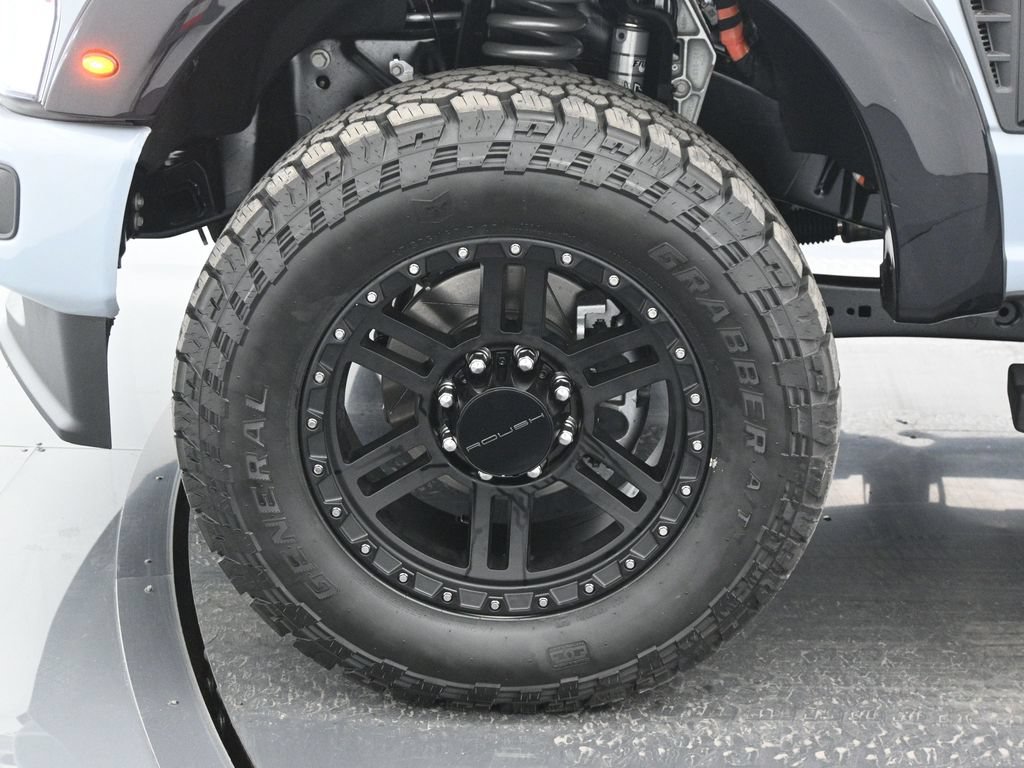 New 2026 Ford F250 Lariat w/ Black Appearance Package AWD/4WD image 25