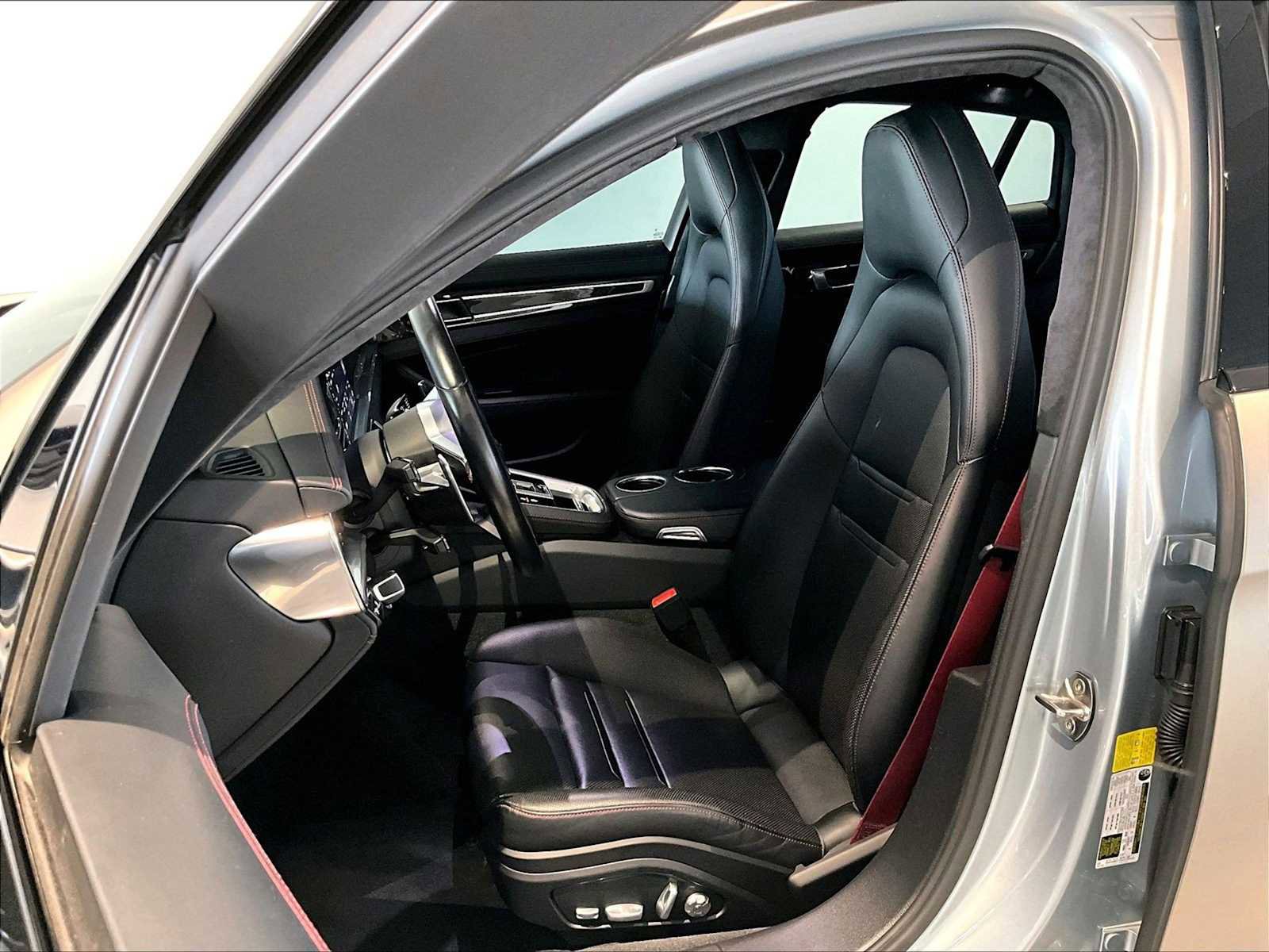 Used 2020 Porsche Panamera GTS w/ Assistance Package image 8