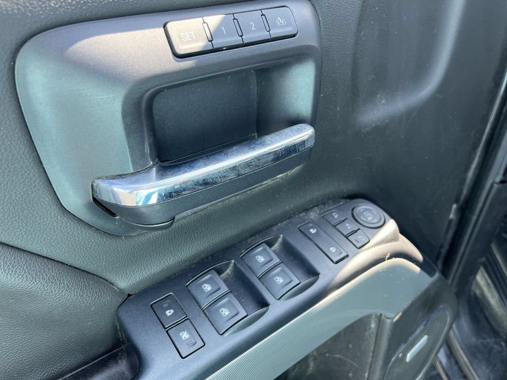 Used 2019 Chevrolet Silverado 2500 LTZ w/ LTZ Plus Package AWD/4WD image 22