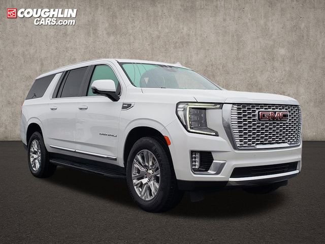 Used 2023 GMC Yukon XL Denali image 1