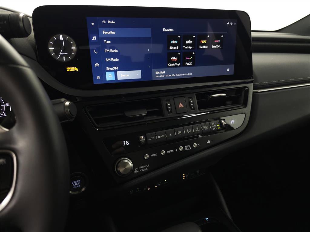 Certified 2024 Lexus ES 350 w/ Premium Package image 22