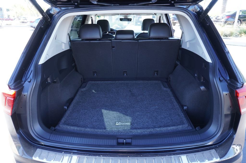 Used 2022 Volkswagen Tiguan SE AWD/4WD image 8