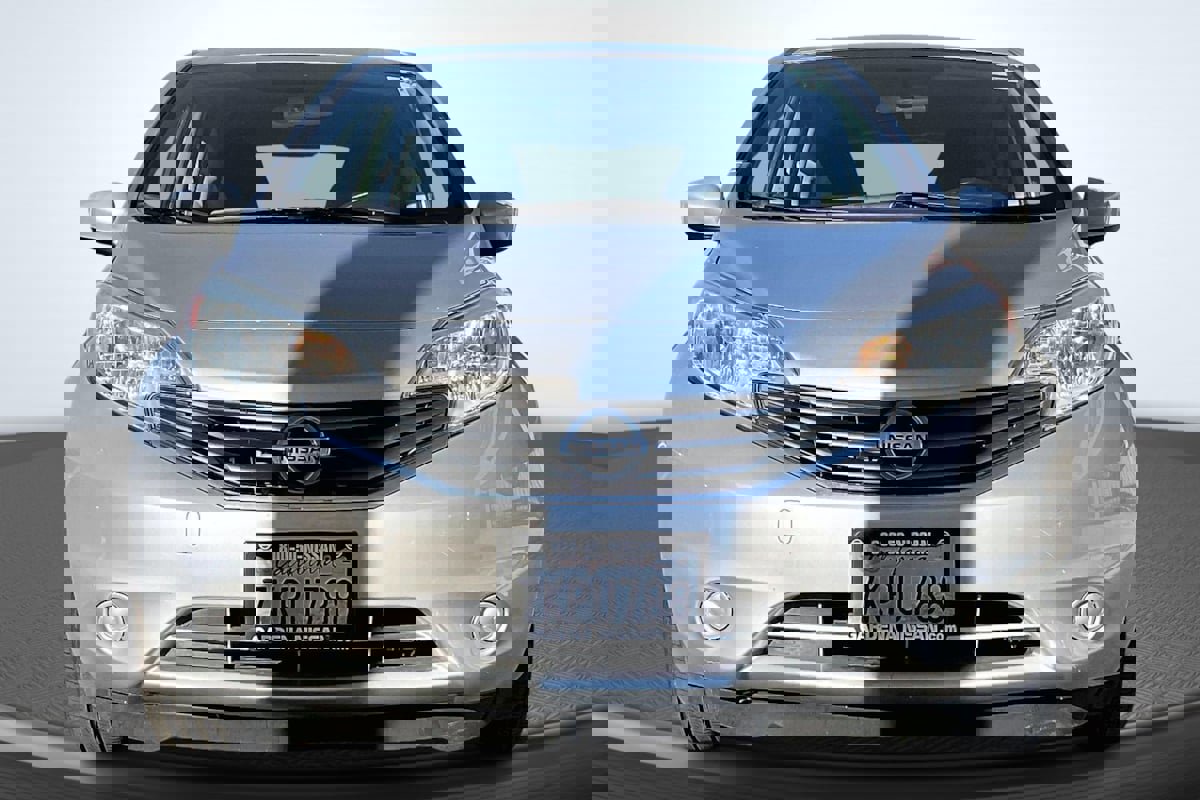 Used 2015 Nissan Versa Note SV w/ SV Convenience Package image 3