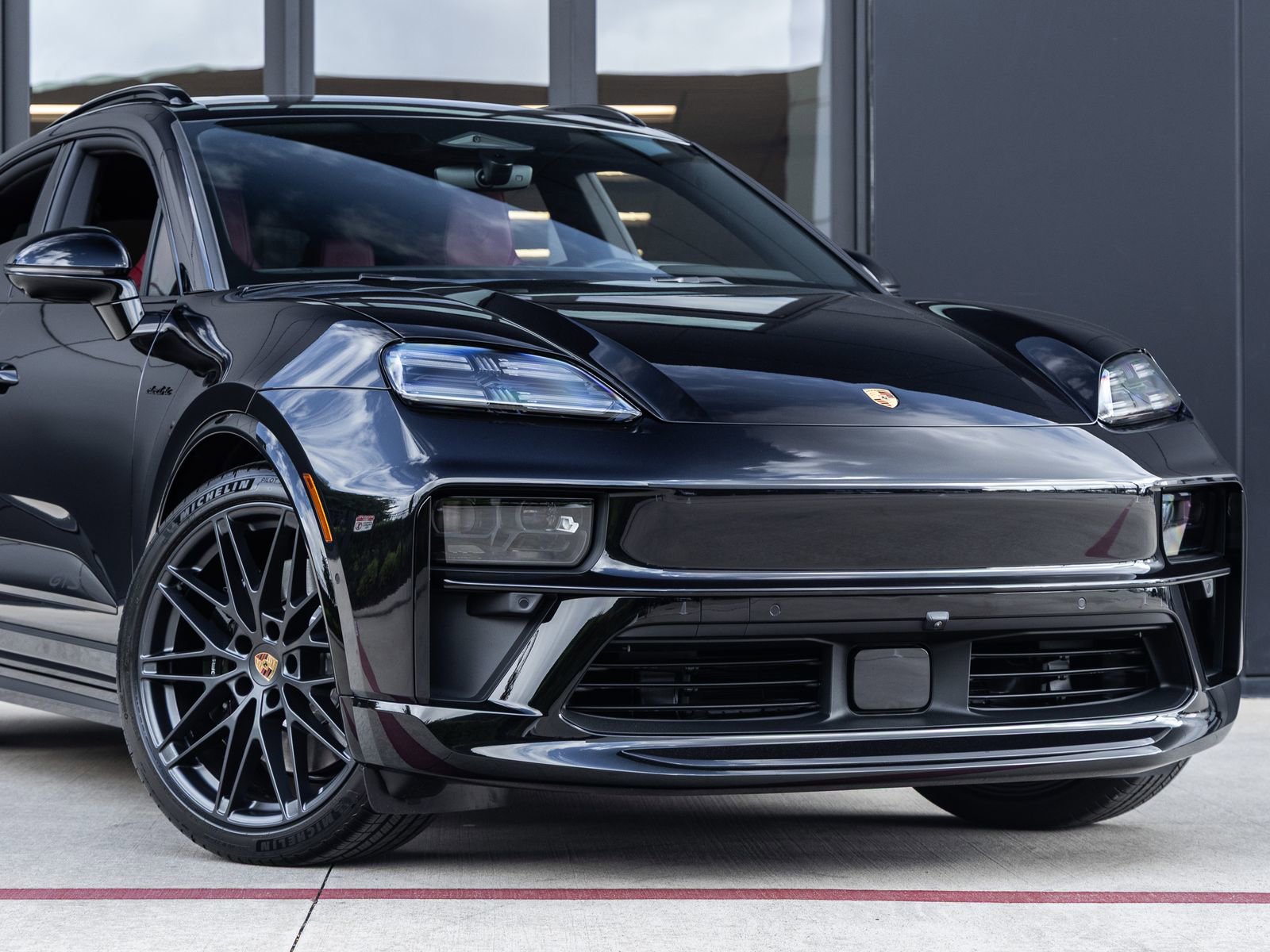 New 2026 Porsche Macan GTS Electric AWD/4WD image 9