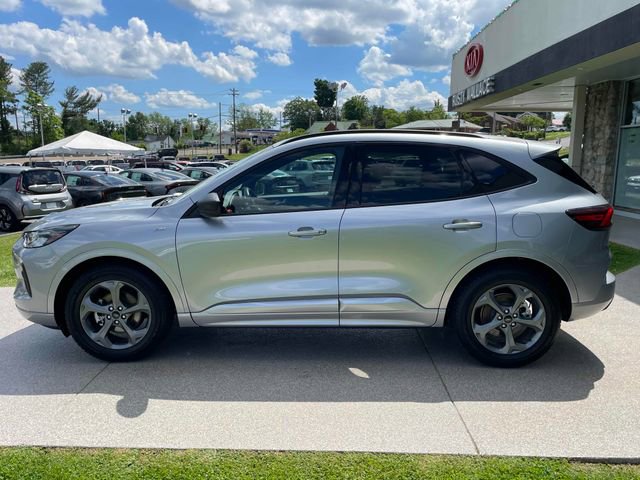 Used 2024 Ford Escape ST-Line image 10
