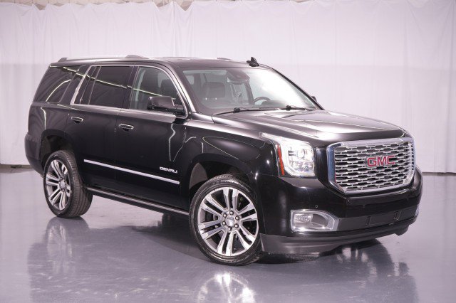 Used 2020 GMC Yukon Denali w/ Denali Premium Package image 13