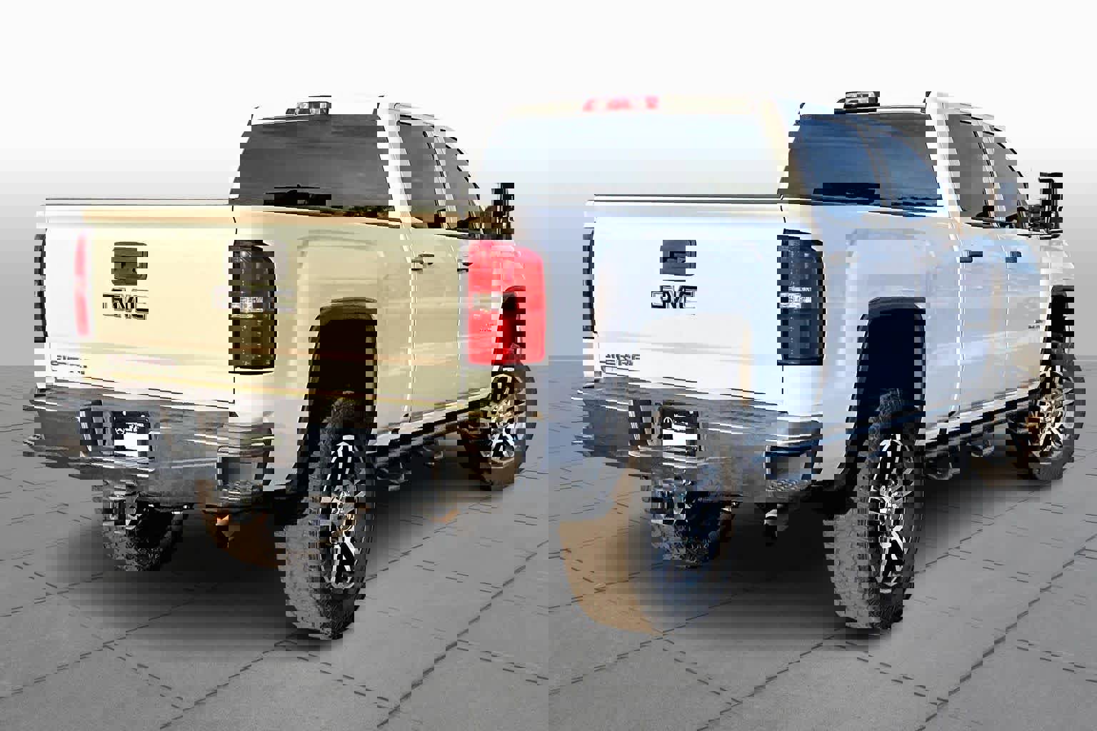 Used 2018 GMC Sierra 2500 4x4 Crew Cab w/ Sierra Convenience Package image 12