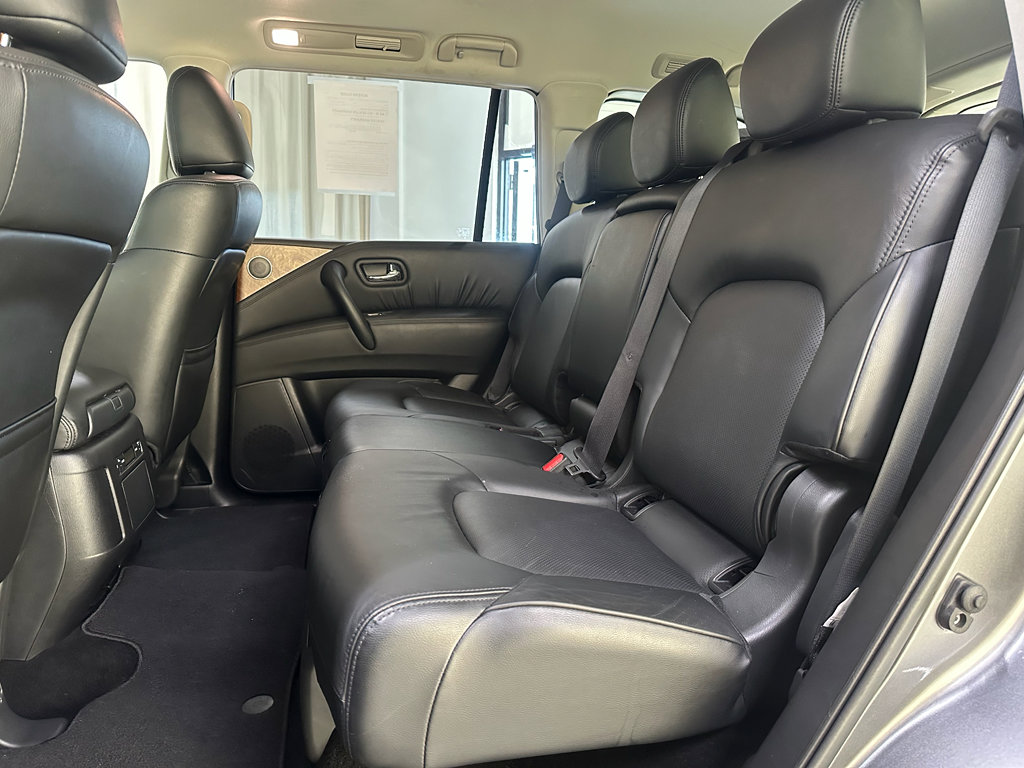 Used 2024 Nissan Armada SL image 16