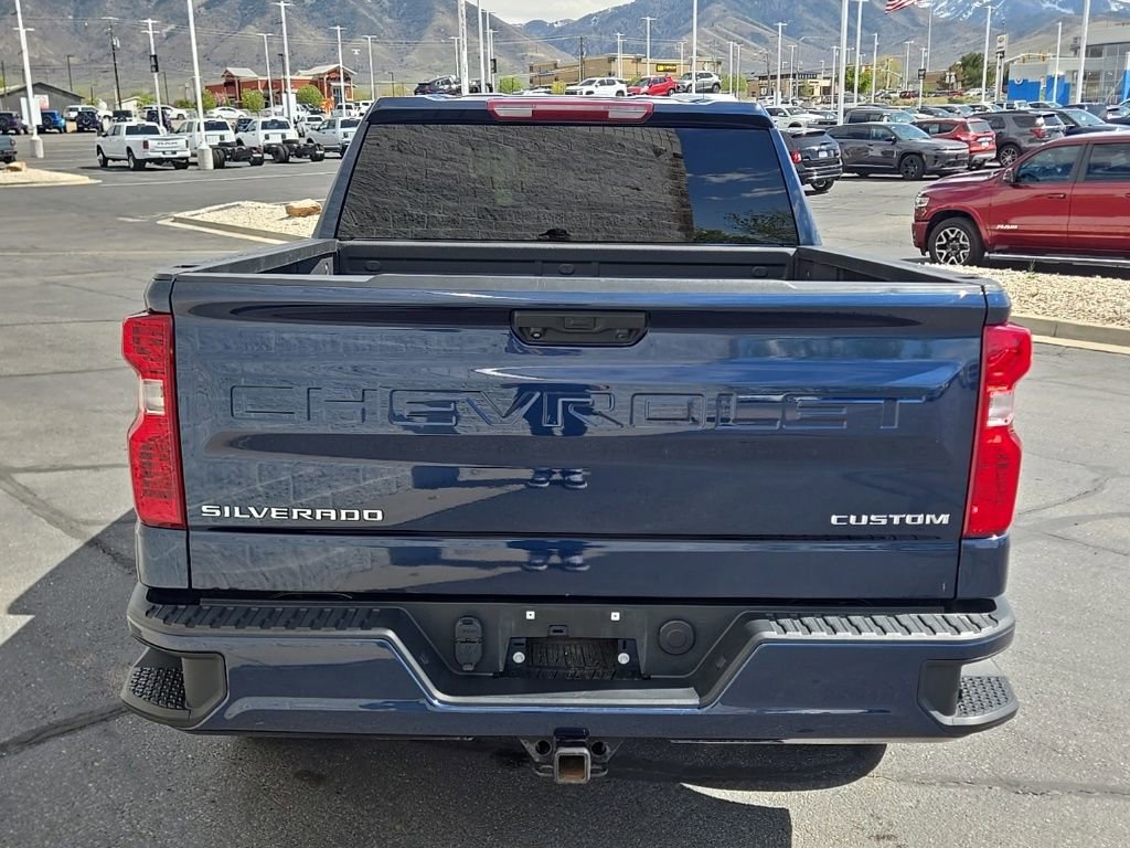 Used 2023 Chevrolet Silverado 1500 Custom image 5