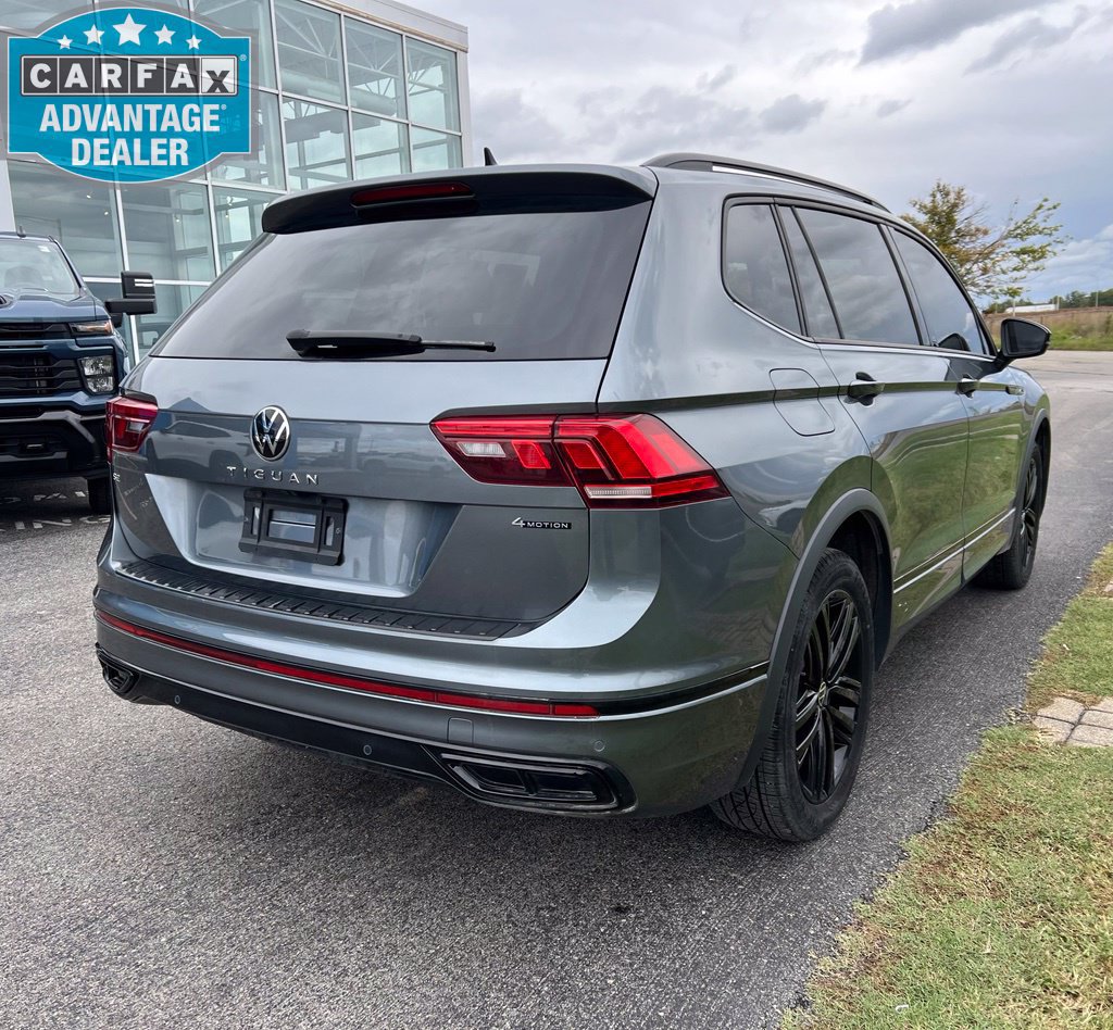 Used 2022 Volkswagen Tiguan SE R-Line AWD/4WD image 4