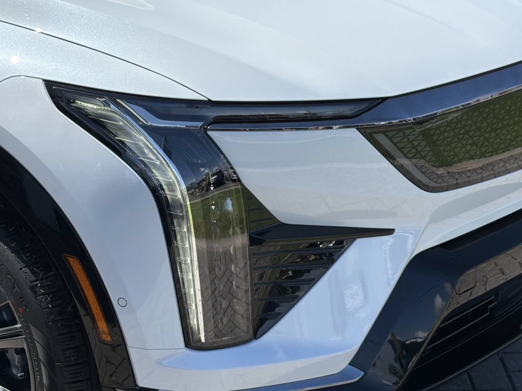 New 2026 Cadillac Optiq Sport 2 RWD image 7