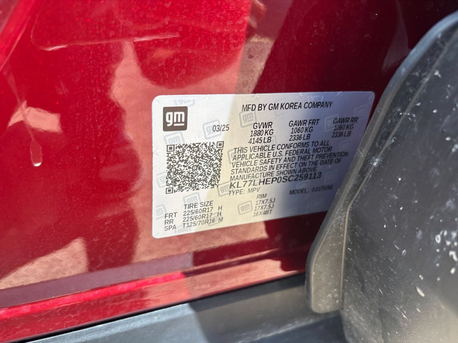 Used 2025 Chevrolet Trax LT FWD image 23