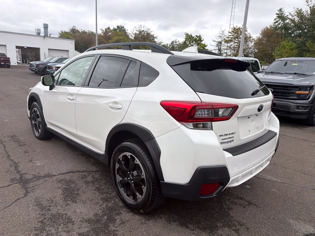 Used 2021 Subaru Crosstrek 2.0i Premium w/ Moonroof Package AWD/4WD image 4