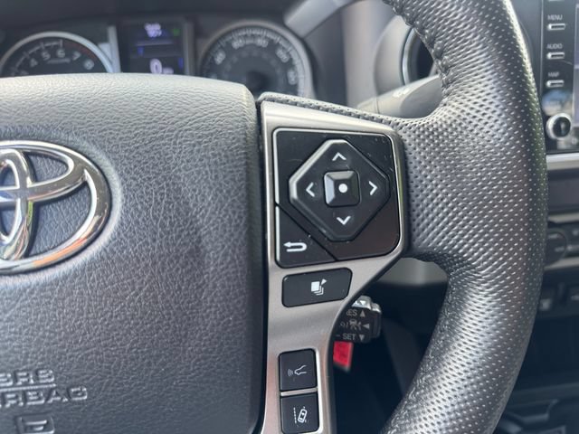 Used 2022 Toyota Tacoma SR5 w/ Technology Package AWD/4WD image 8
