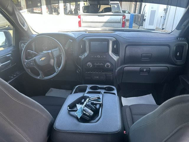 Used 2023 Chevrolet Silverado 1500 Custom AWD/4WD image 13