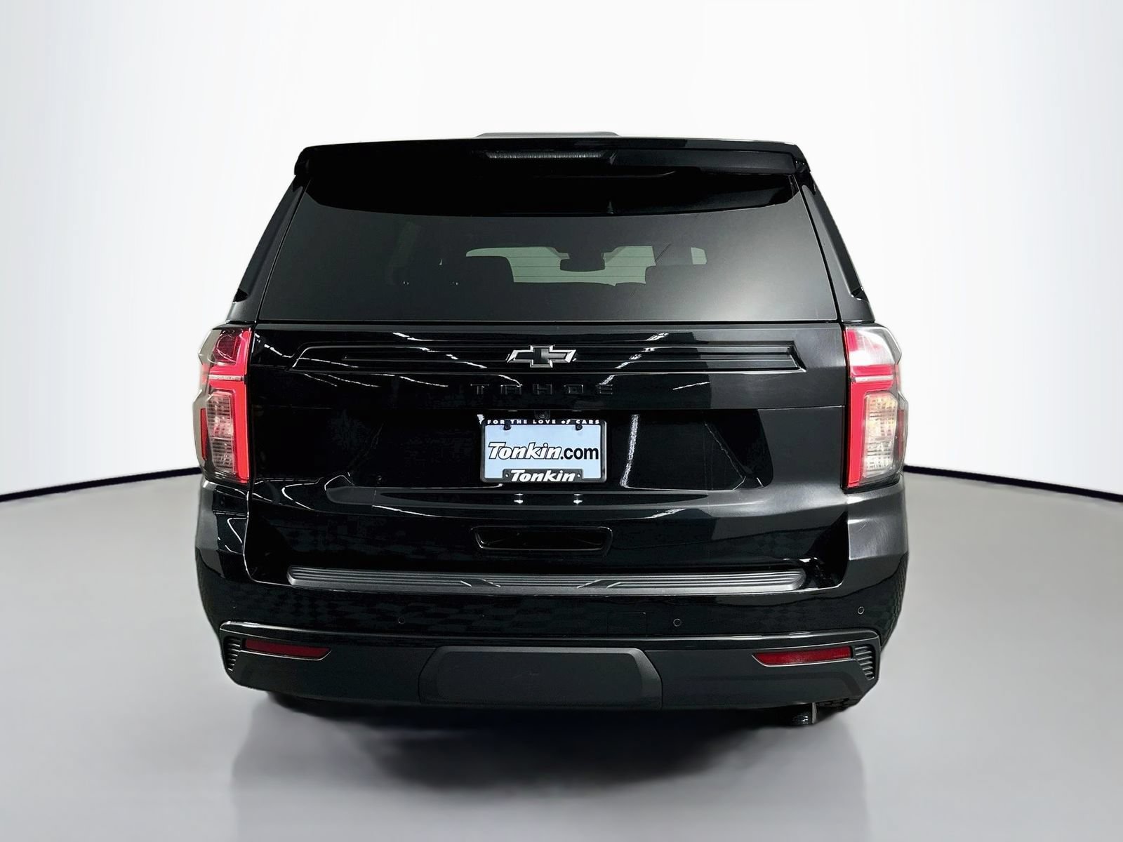 Used 2023 Chevrolet Tahoe Z71 w/ Off-Road Capability Package AWD/4WD image 7