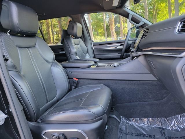 Certified 2024 Jeep Wagoneer L Base w/ Rear Seat Video Group 1 image 25