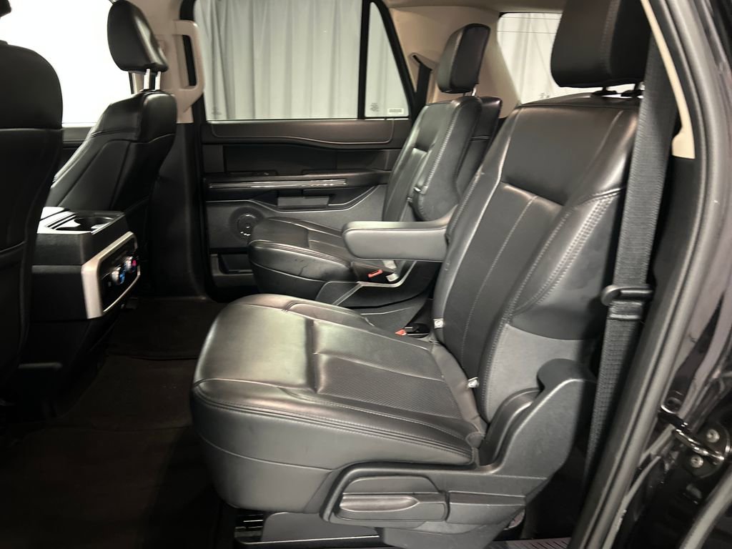 Used 2024 Ford Expedition Max XLT image 23