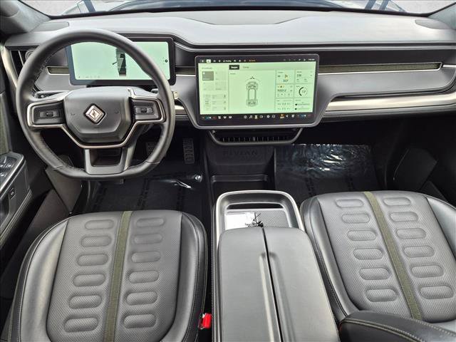 Used 2025 Rivian R1S Adventure AWD/4WD image 16