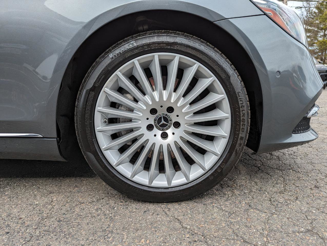 Used 2019 Mercedes-Benz S 560 4MATIC Sedan image 55