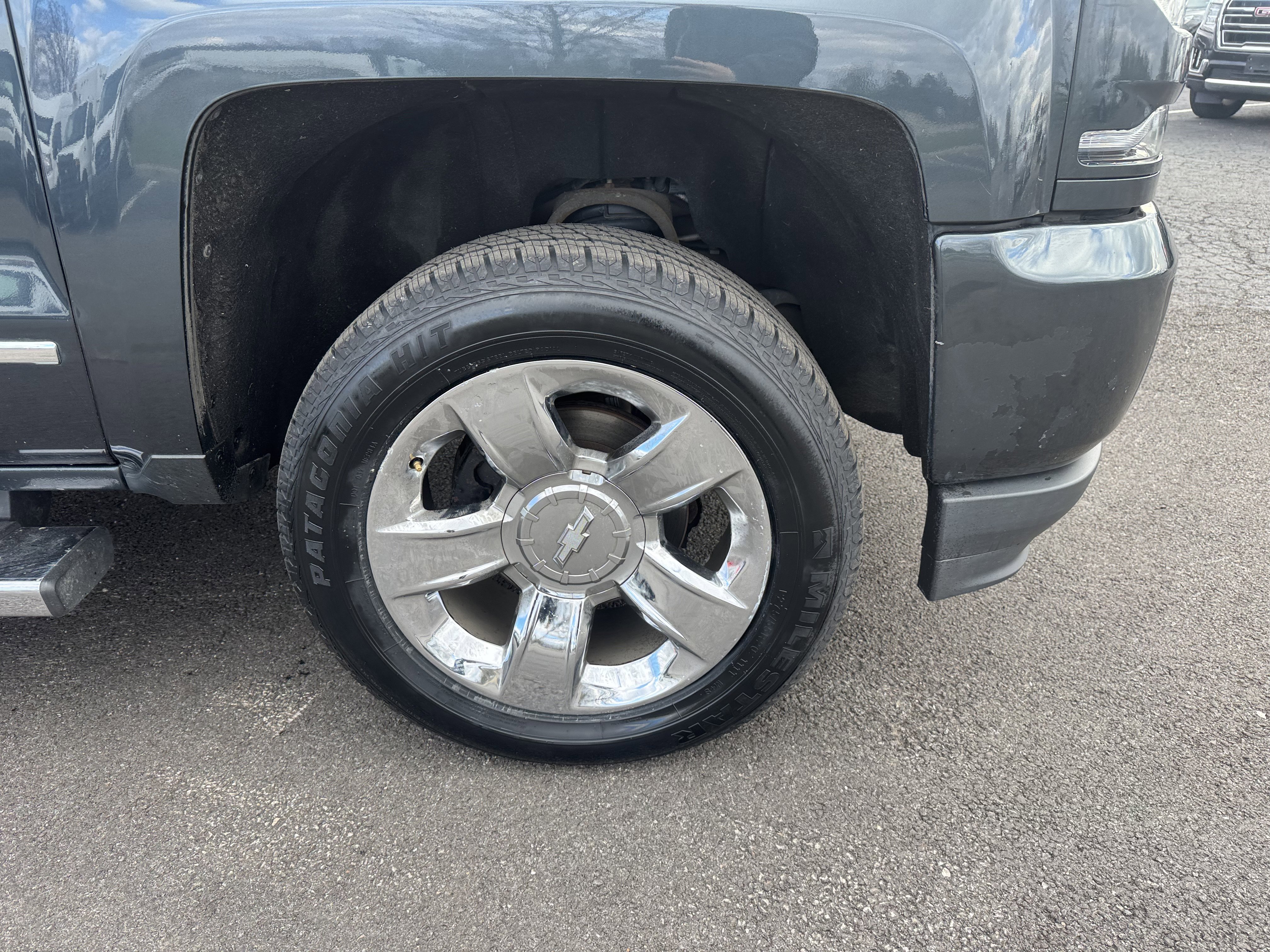 Used 2017 Chevrolet Silverado 1500 LTZ Z71 w/ LTZ Plus Package image 15