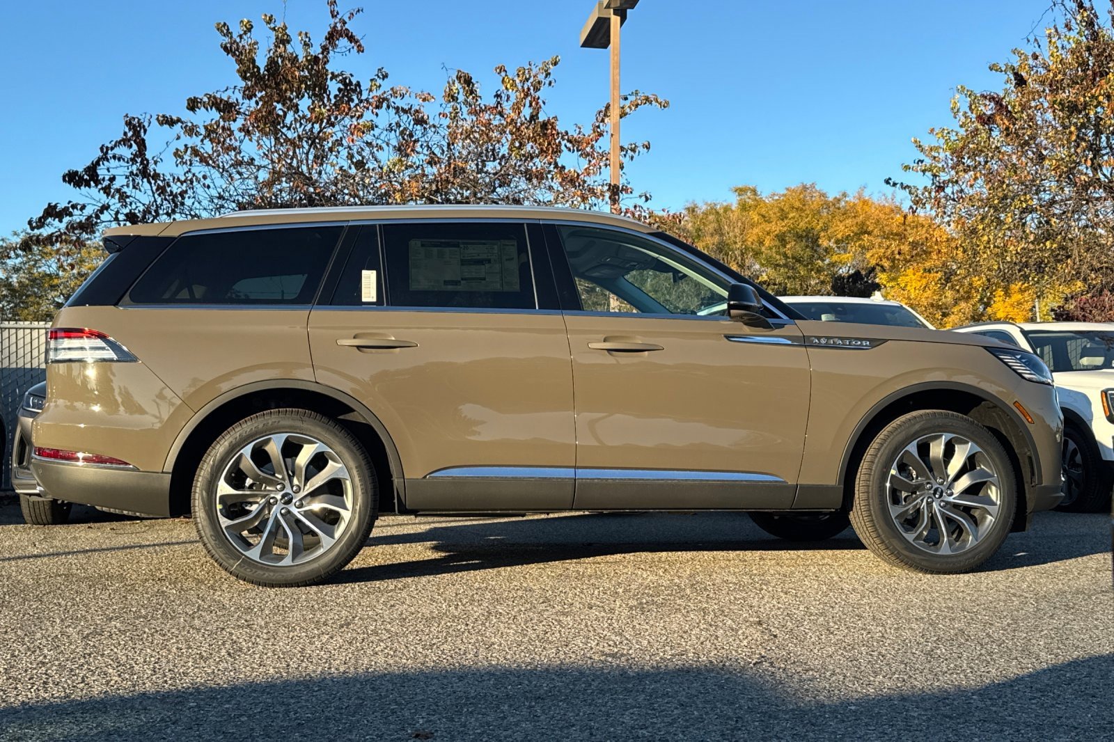 New 2026 Lincoln Aviator Reserve image 4