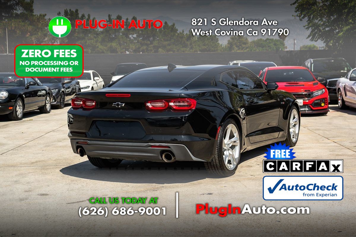 Used 2021 Chevrolet Camaro LT RWD image 4