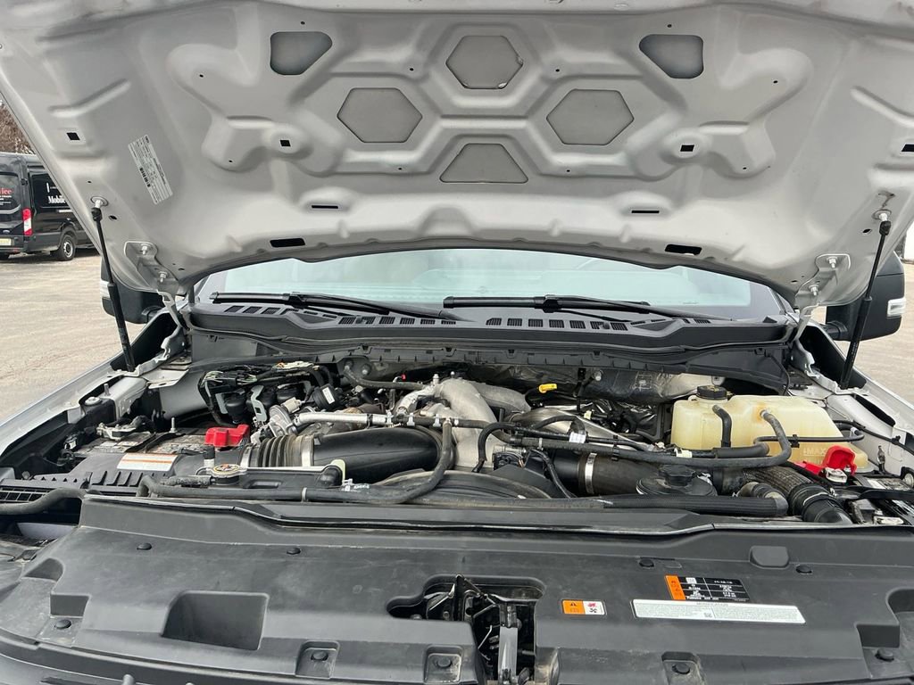Used 2024 Ford F350 Lariat image 25