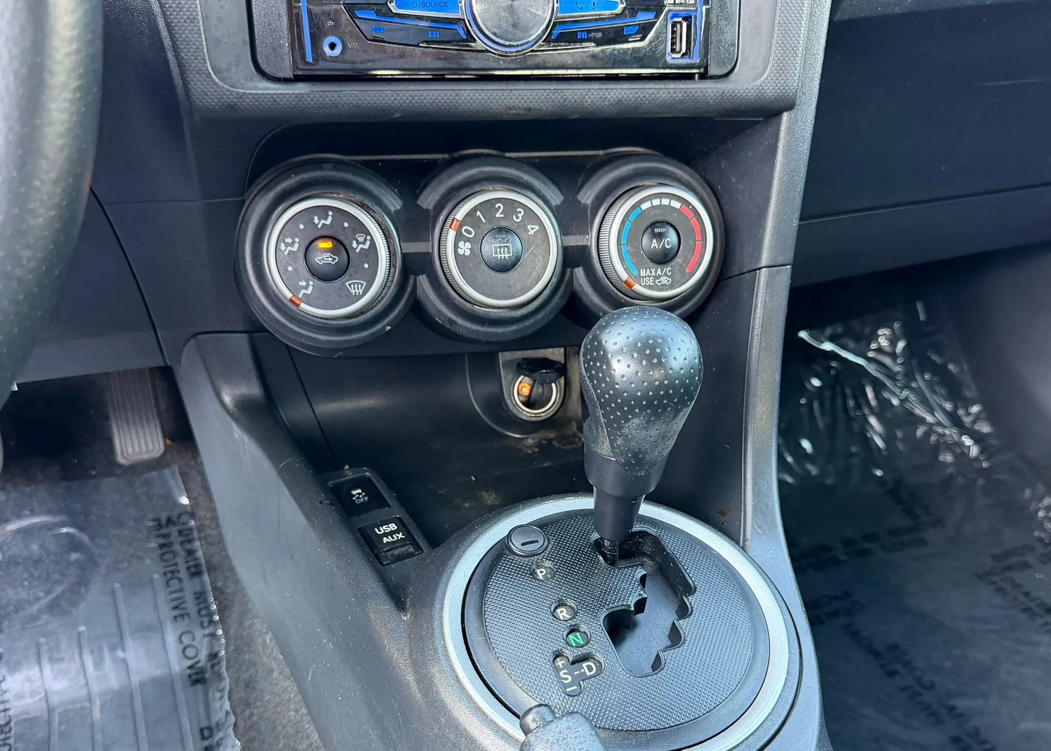 Used 2013 Scion tC FWD image 14