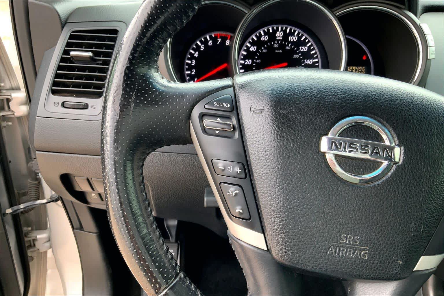 Used 2013 Nissan Murano SV AWD/4WD image 22