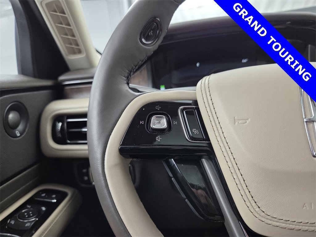 Used 2021 Lincoln Aviator Grand Touring w/ Elements Package Plus image 31