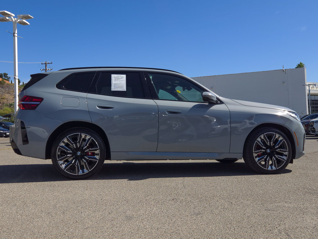 Used 2026 BMW X3 xDrive30i w/ Premium Package AWD/4WD image 4