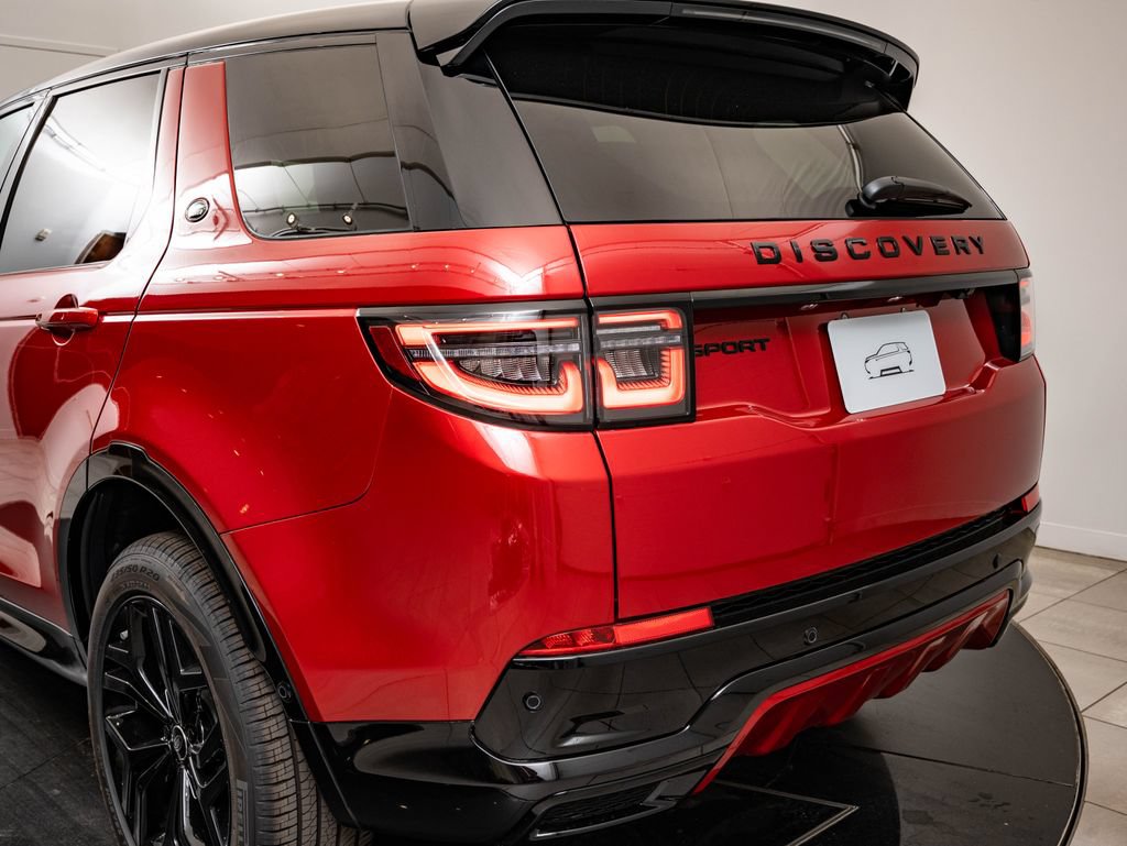 New 2026 Land Rover Discovery Sport Landmark AWD/4WD image 17