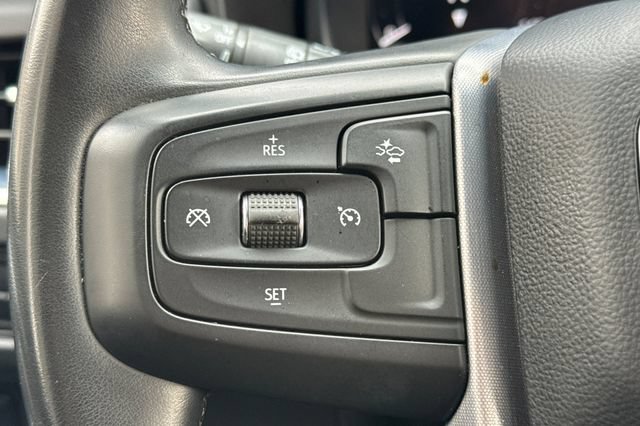 Used 2024 GMC Yukon XL SLT RWD image 38