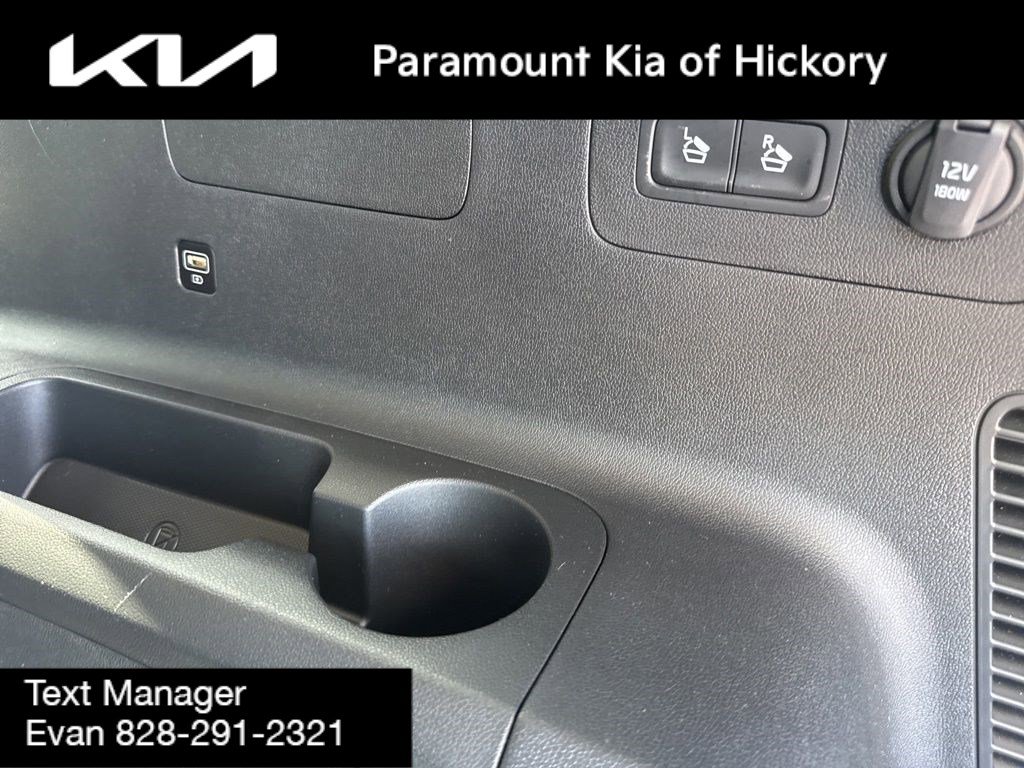 Used 2023 Kia Sorento SX AWD/4WD image 11
