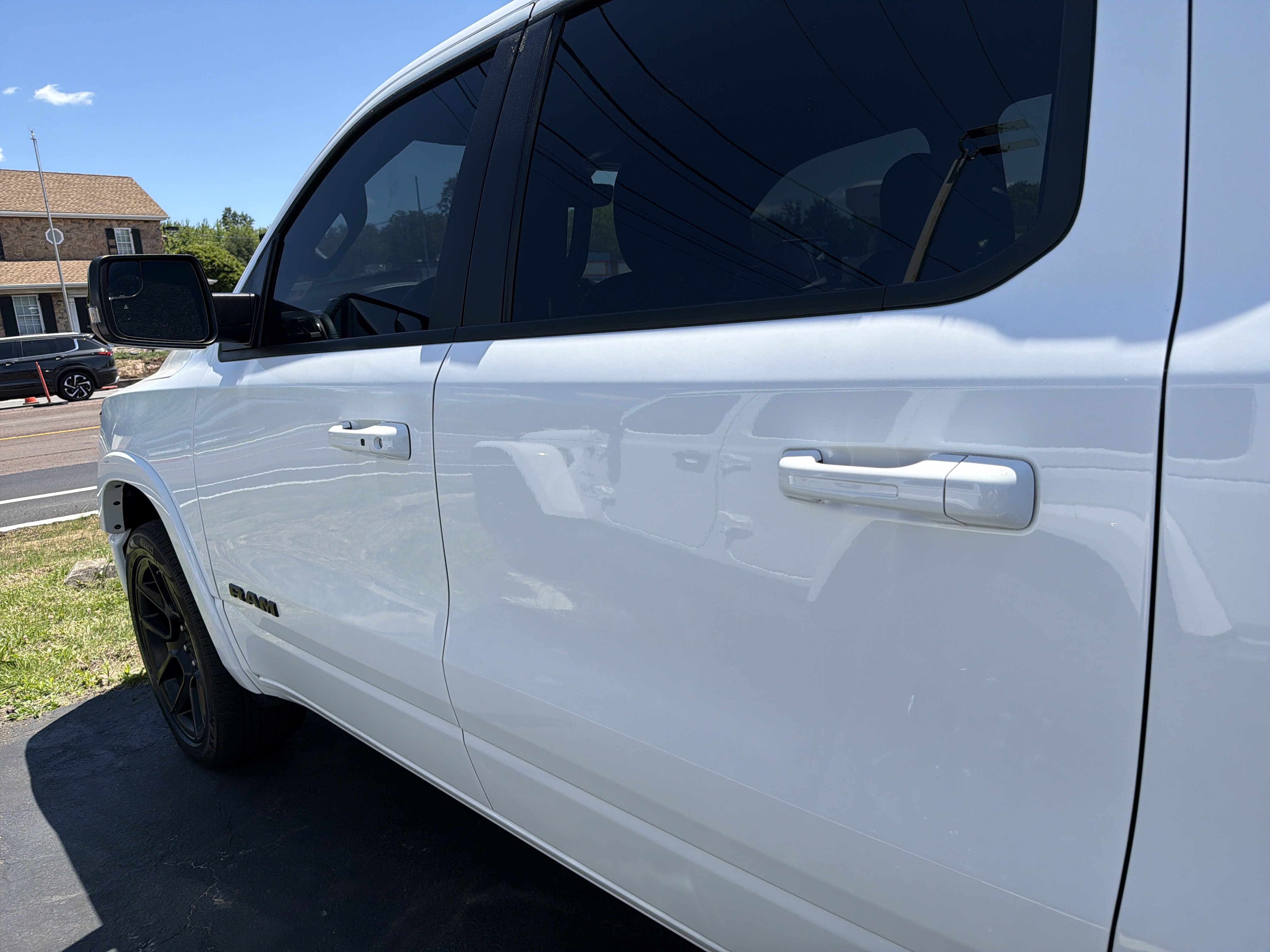 Certified 2022 RAM 1500 Laramie AWD/4WD image 11