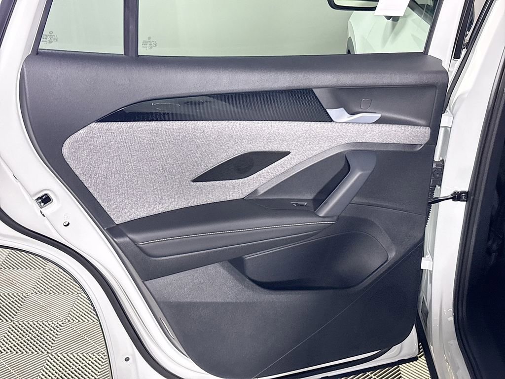 New 2026 Volkswagen Tiguan S image 18
