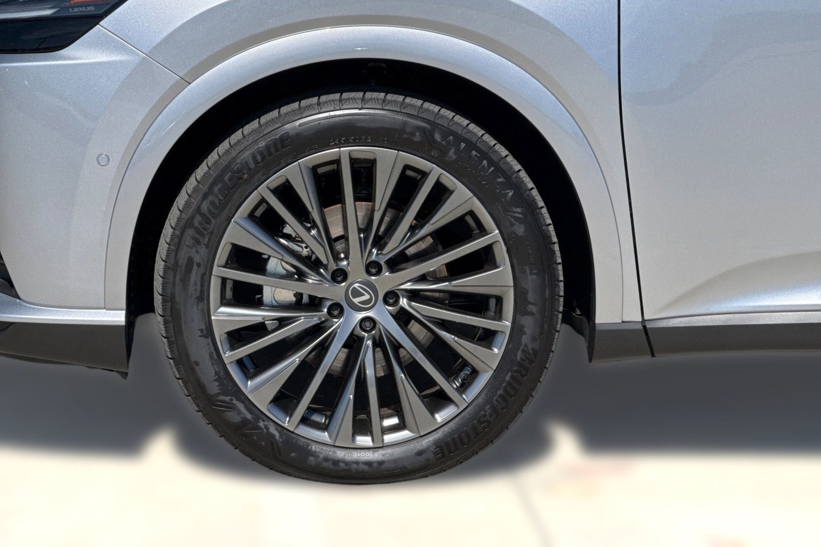 New 2026 Lexus RX 450h AWD image 12