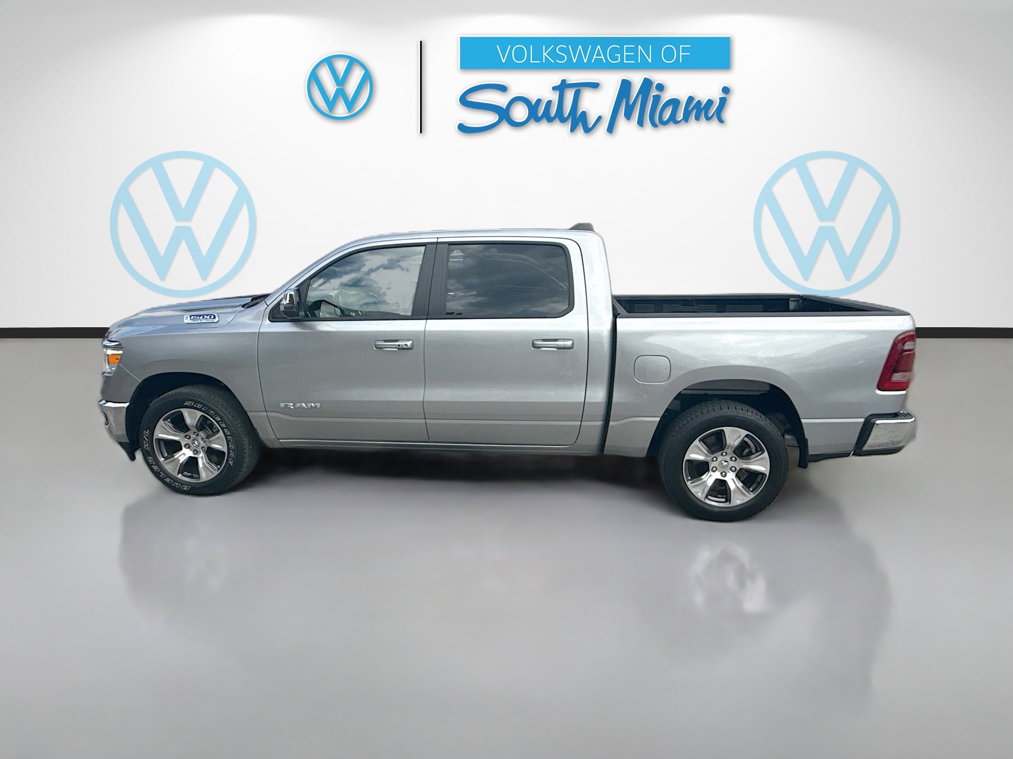 Used 2024 RAM 1500 Laramie RWD image 4