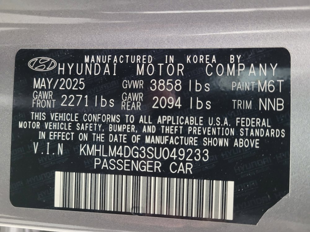 Used 2025 Hyundai Elantra Sport FWD image 33