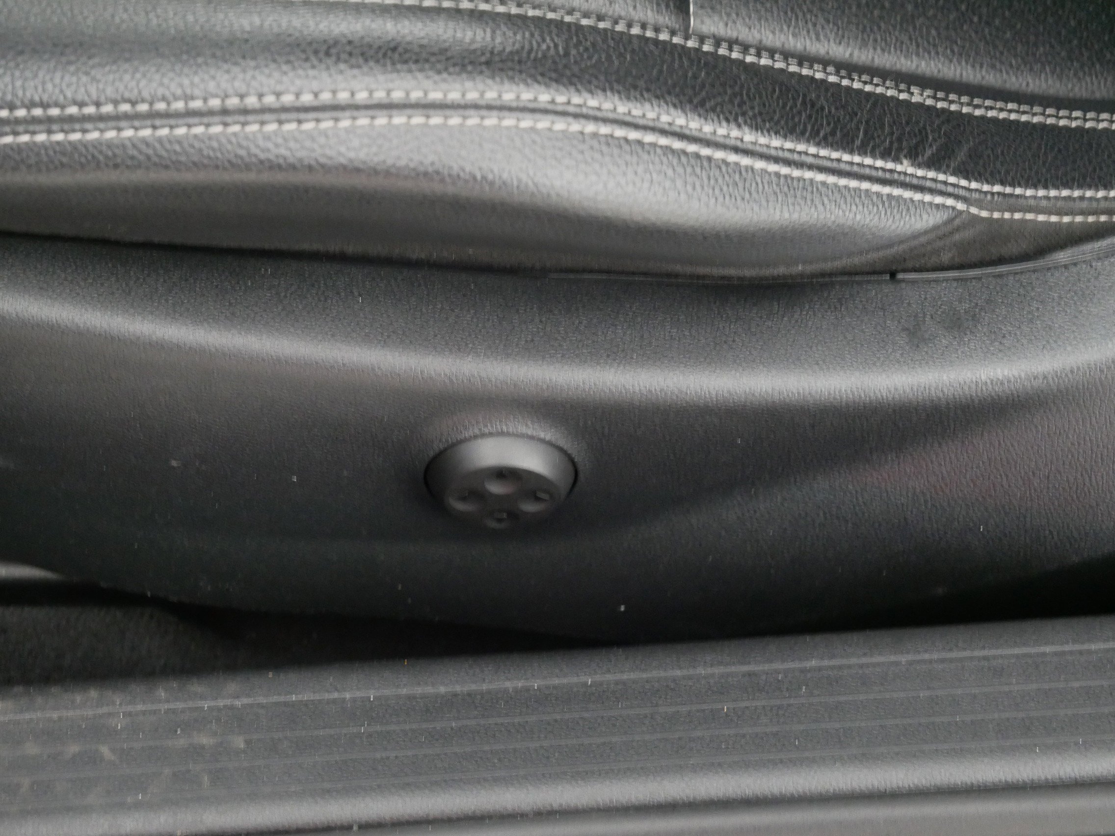 Used 2014 Mercedes-Benz C 250 Coupe image 20