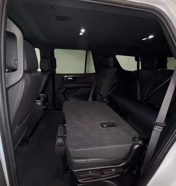 Used 2025 Chevrolet Tahoe LT AWD/4WD image 13