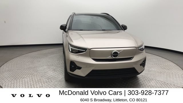 Certified 2023 Volvo XC40 Recharge Ultimate w/ Protection Package Premier AWD/4WD image 3