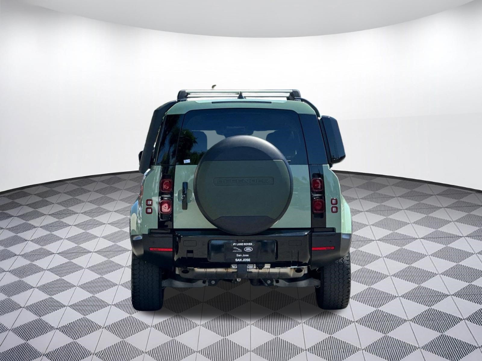Used 2023 Land Rover Defender 110 75th Limited Edition AWD/4WD image 9