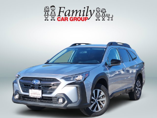 Used 2025 Subaru Outback Premium AWD/4WD image 1