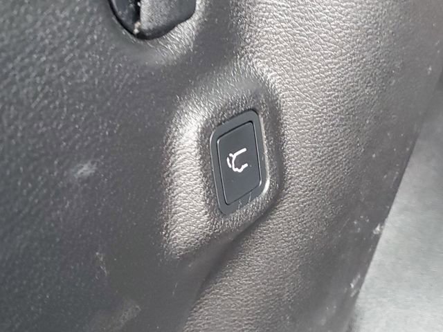 Used 2017 Jeep Compass Limited w/ Navigation Group image 32