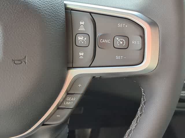 New 2026 RAM 2500 Big Horn AWD/4WD image 25